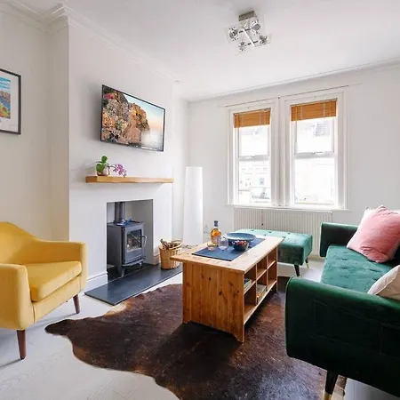 Pure B - Welcoming Bath City 3 Bed House Free Parking & Wifi Exterior photo